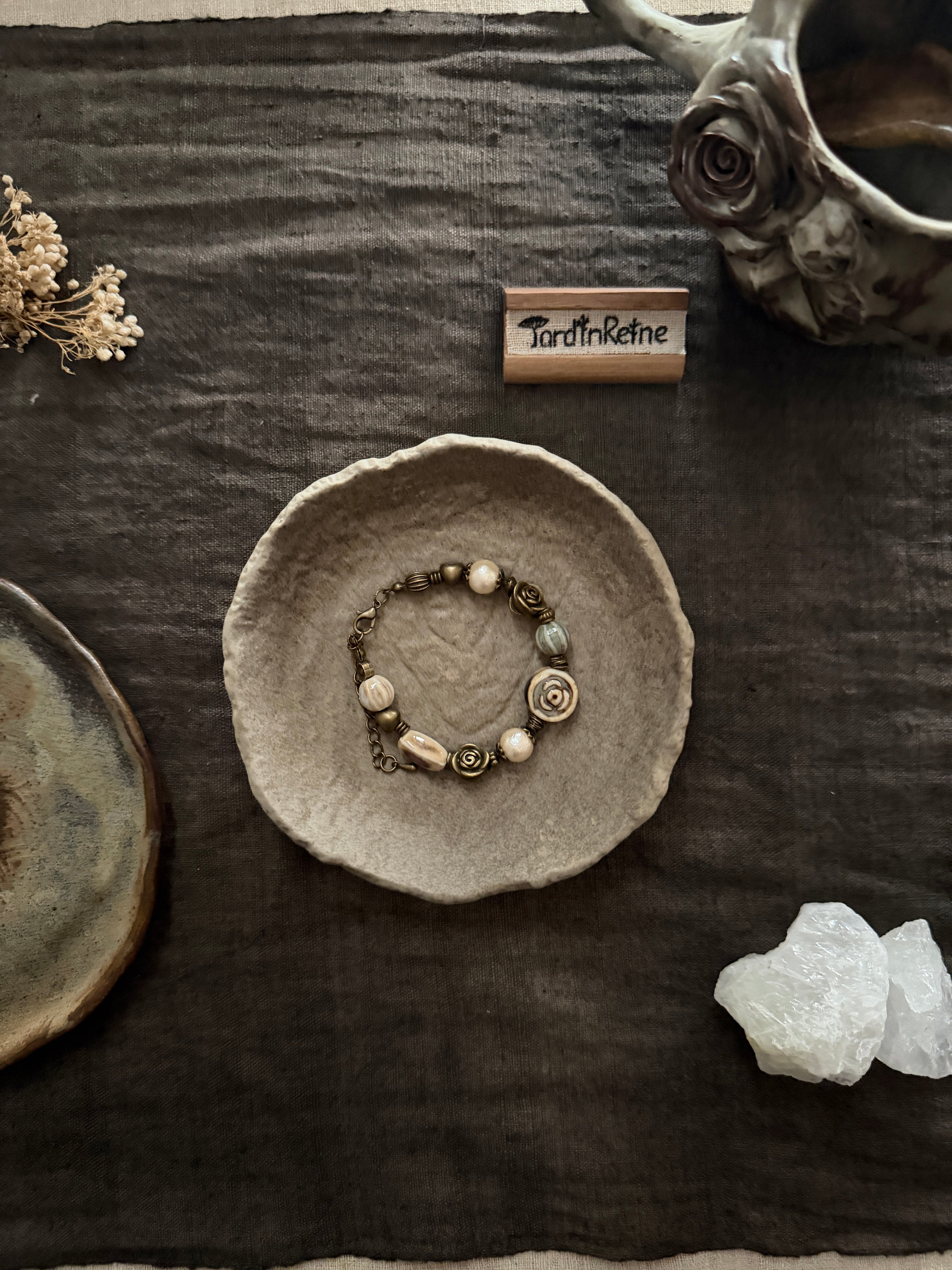 Ivory Dream——Ivory Ceramic Rose Bracelet