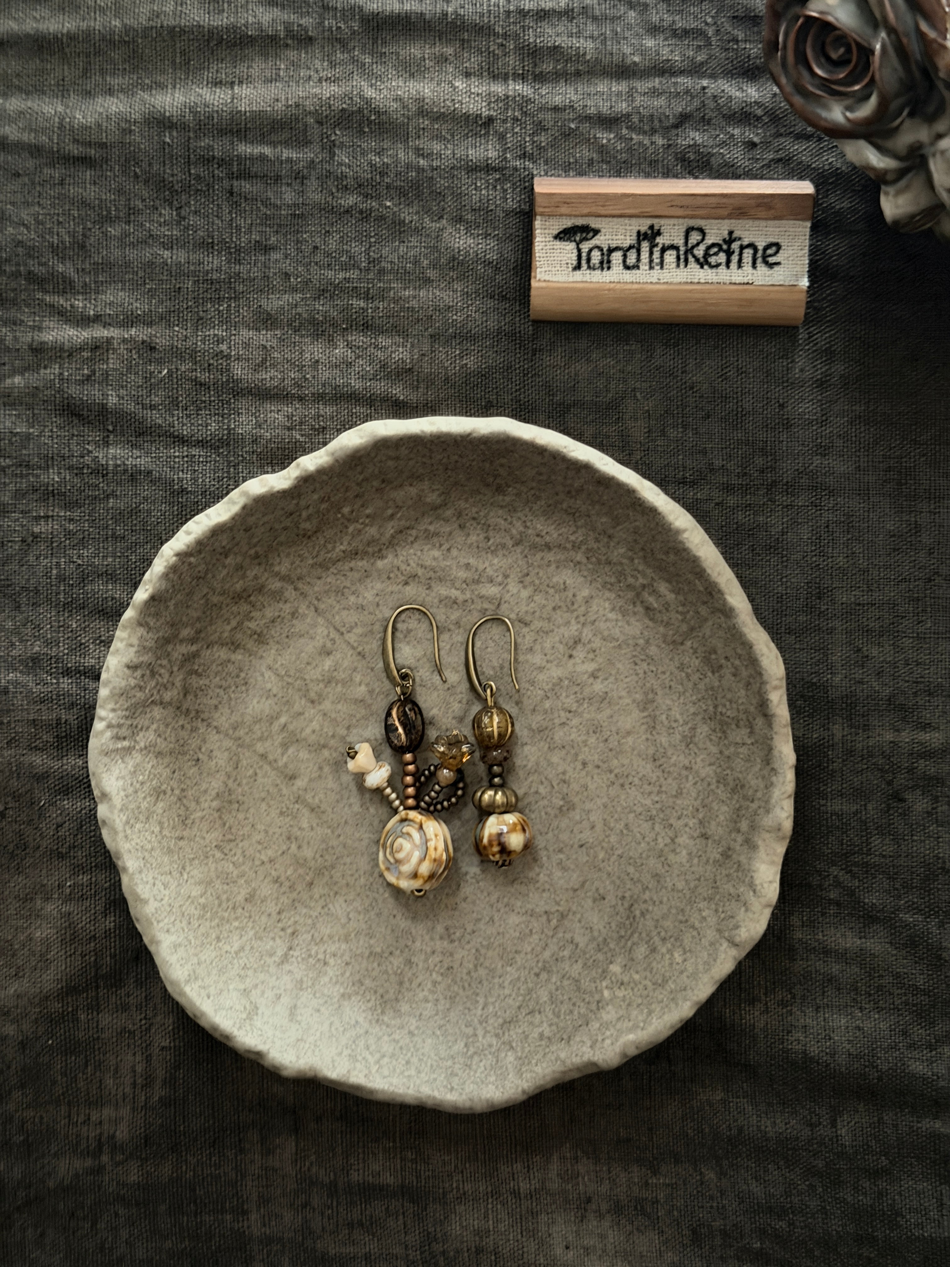 Ivory Dream——Ivory Ceramic Rose Earrings