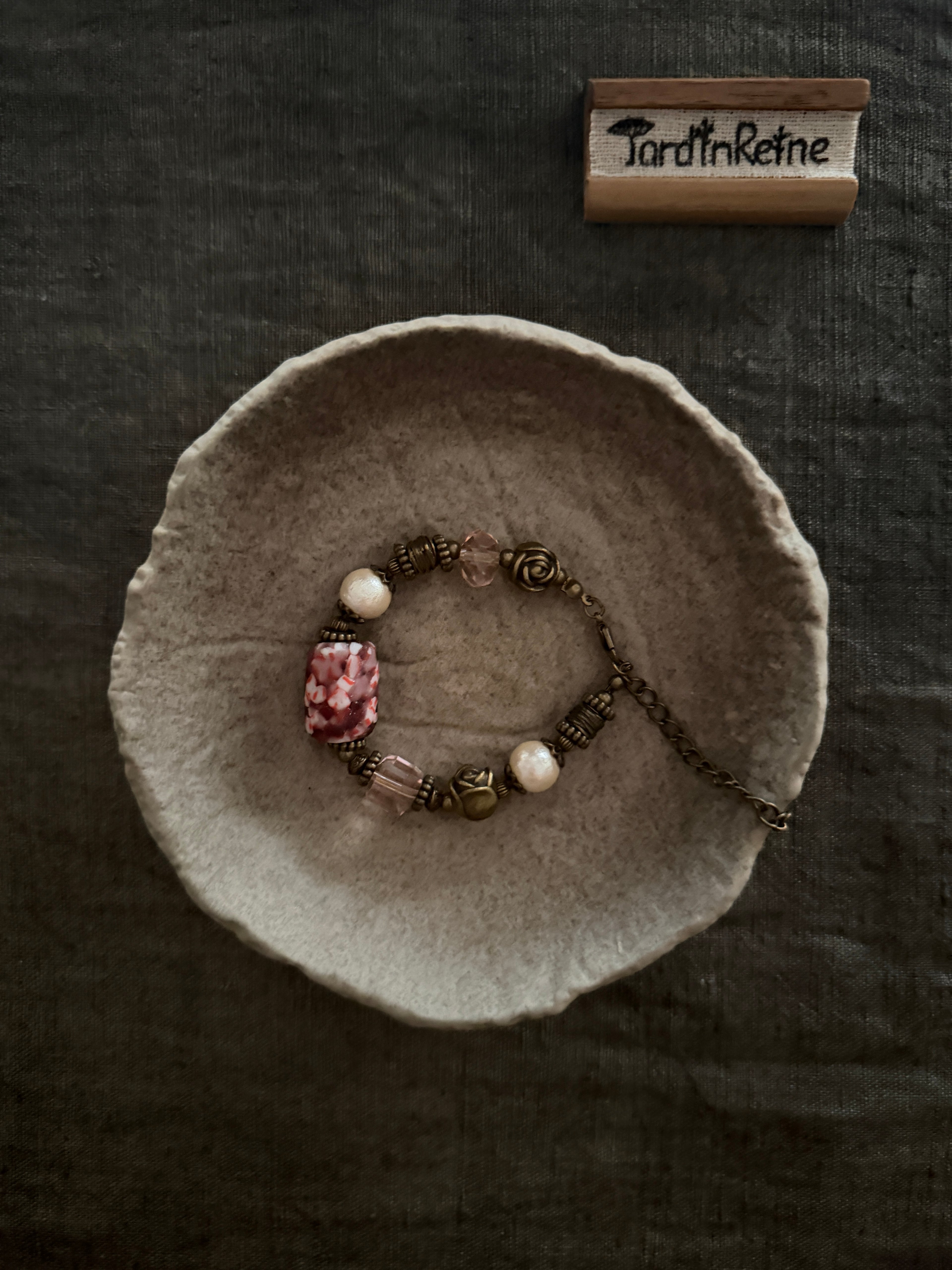 Blush Rosette——Pink Glazed Glass Brass Vintage Bracelet